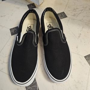 Womens Size 9.5 black slip on Vans